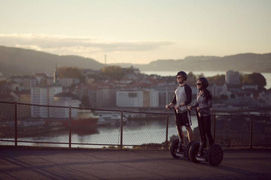 Bergen: 2 Hour Segway Tour - Bergenhus Fortress and the park approach: starting with a win