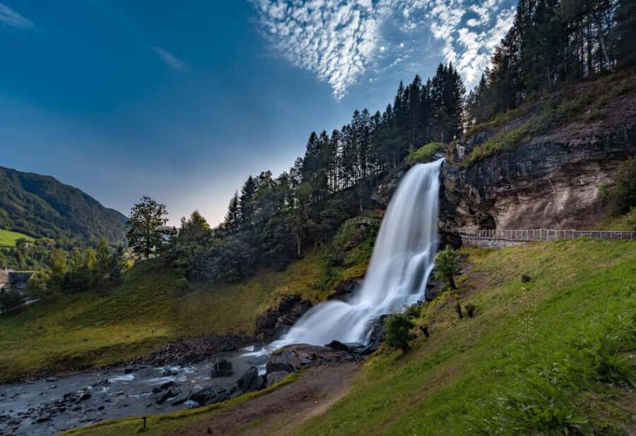 Bergen: Easy Hike to Bondhus Glacier Lake & Rosendal Visit - Price, Comfort, and Logistics: Is $230 Worth It?