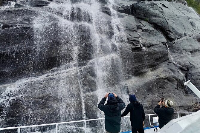 Bergen: Mostraumen Fjord Cruise with Local Guide - Mostraumen tidal stream: why this cruise feels more specific