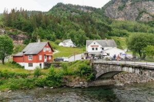 Bergen: Old Town and Waterfalls Guided Tour with Waffles - Picking up in Bergen: Nøstegaten 40 or the Fish Market