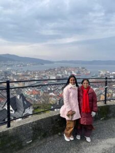 Bergen: Private Walking Tour with a Local - Pickup and Starting Points Near the Sailor’s Monument