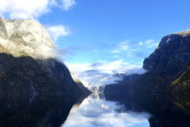 Bergen: UNESCO Fjord Cruise, Flåm & Stegastein - Incl. Lunch - Flåm: a short stop with big atmosphere (but manage expectations)