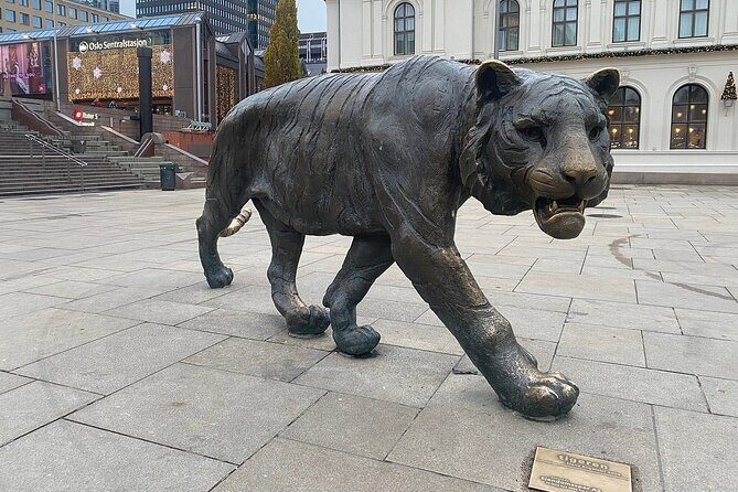 Central Oslo Guided Walking Tour with Local Guide - Central Oslo in 2 hours: what you’ll cover on foot