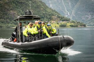 Eidfjord: 1-Hour Fjord RIB Tour - Getting your bearings fast: the Eidfjord Harbor start