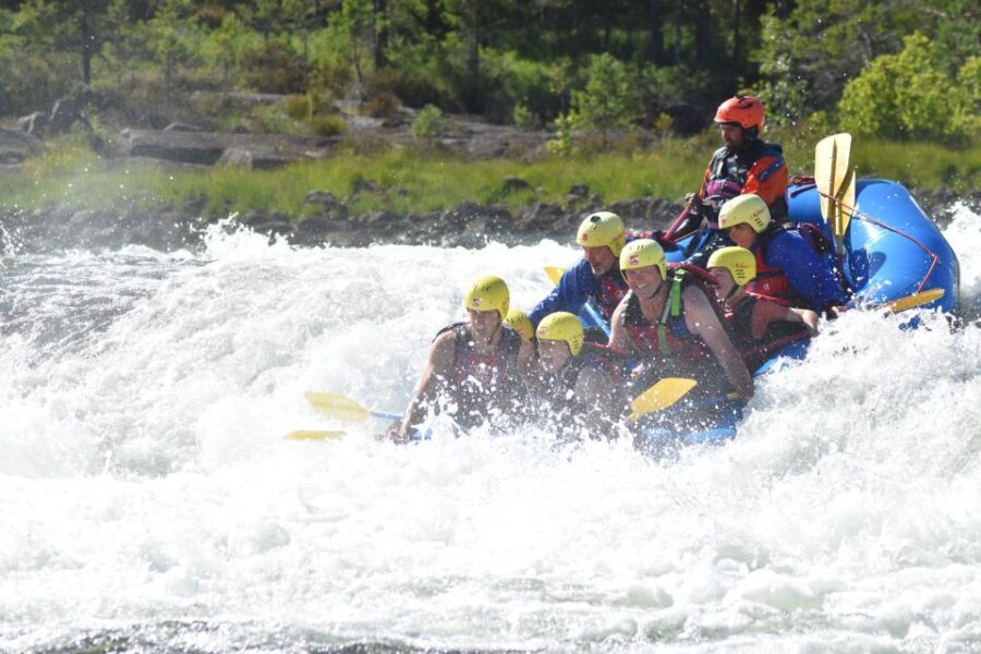 Evje: White Water Rafting Trip on Norway's Warmest Rivers - The 3-Hour Plan: TrollAktiv AS to Byglandsfjord Dam and Back