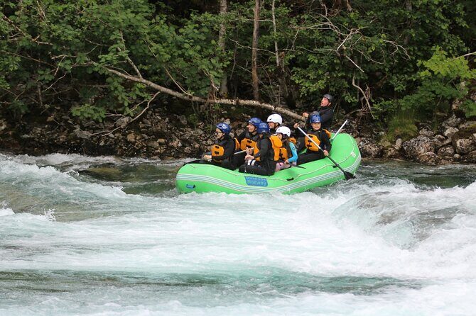 Family Rafting Grade 2 - Safety briefings that actually prepare you (not just scare you)
