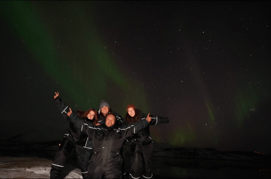 From Tromsø: Northern Lights Tour in Minibus with Photos - The minibus advantage: small group, less friction in winter