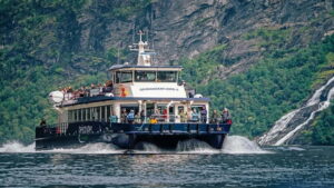 Geiranger: Fjord and Waterfalls Sightseeing Boat Trip - Hurtig Pier Check-In: Finding the Boat and Choosing Inside vs Outside
