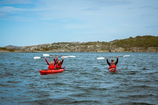 Guided Kayak Tour Bergen - Meeting at Tourist Information and the Ride Out to the Water