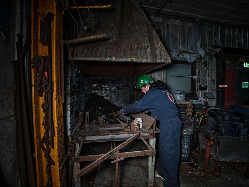 Longyearbyen: Historic Coal Mine Tour at Gruve 3 - Global Seed Vault connections: Svalbard’s big storage idea