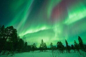 Northern Lights Hunt with The Green Adventure - photos included - Warm soup, hot drinks, and thermal suits: what you’re really buying
