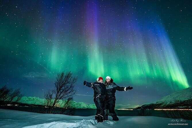 Northern Lights Tour, Photo, Toilet, Meal, Skycam in Mbus - Ami Hotel meetup at 17:45: gear first, then the hunt