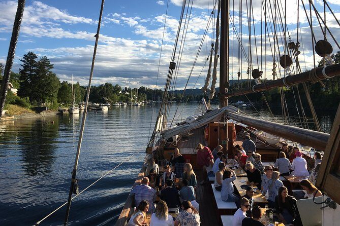 Oslo Combo Tour: Grand City Tour and Oslo Fjord Cruise - Holmenkollen Ski Jump photo stop: fast views, Olympic context