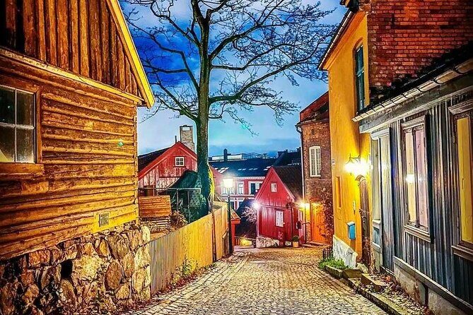 Oslo: Norwegian Food Tour & Hidden Gems City Walk - Stop One: Creamy Fish Soup Sets the Oslo Flavor Tone