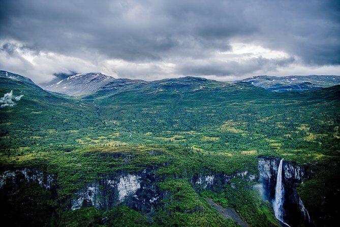 Self-Guided 22-Hour Round Trip From Oslo To Sognefjord With Flåm Railway - Myrdal to Flåm on the Flåm Railway: Flåmsdalen in Real Life
