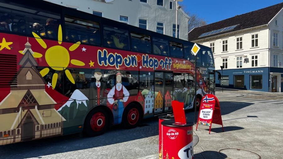 Stavanger: 24-Hour Hop-On Hop-Off Bus Pass GrayLine - How the Hop-On Hop-Off Works in Real Life (12 Stops, 24 Hours)