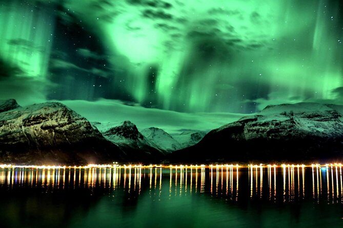 The Aurora Tour - small group, northern lights - The Aurora Hunt in Real Life: Pre-Planned Spots Plus a Guide Who Adjusts