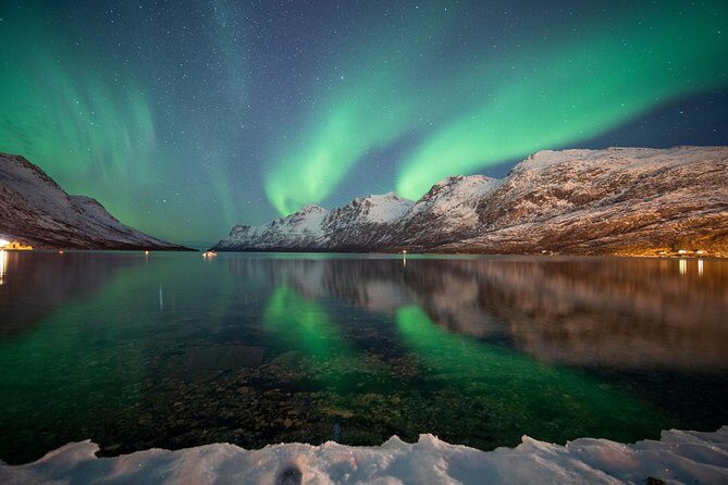 Tromso Aurora Chase by Minibus with Thermal Suit, Snack and Photo - Tromsø Aurora Chase: how this trip really works