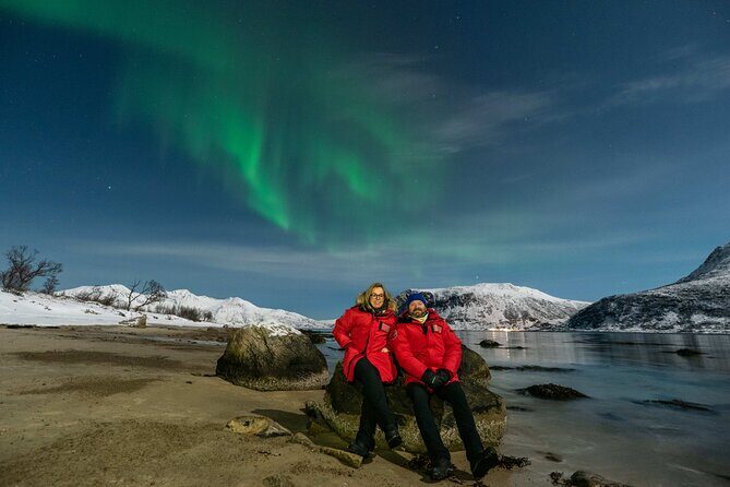 Tromsø: Aurora Magic Northern Lights Tour with Photos - Dark-sky hunting: how the stops increase your odds