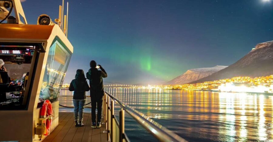 Tromsø: Electric Northern Lights Cruise - Tromsø on the water: the payoff when you come back in
