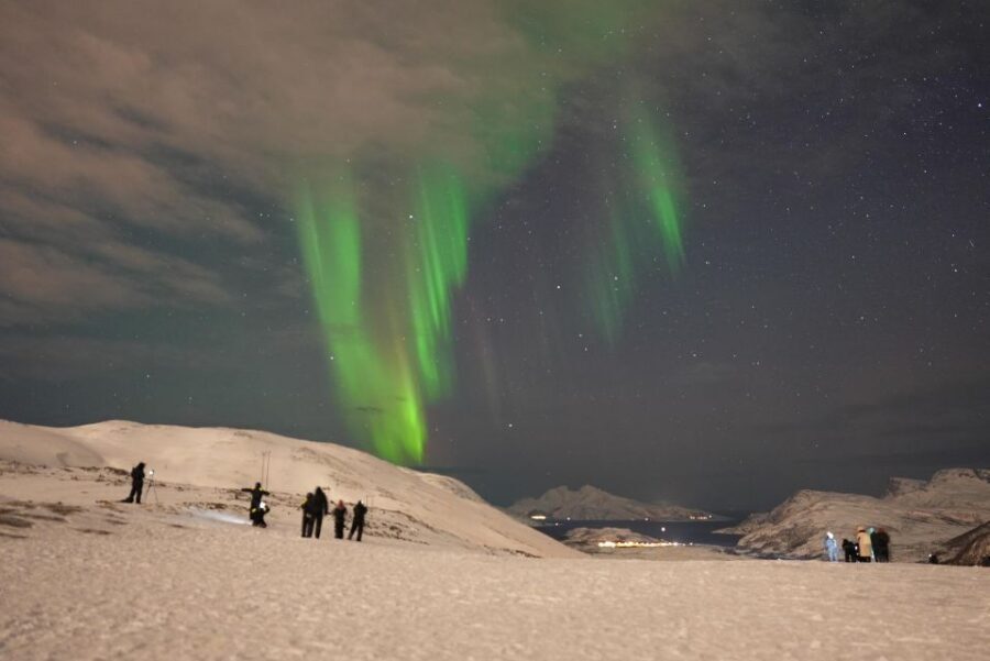 Tromsø: English/Spanish Aurora Pathfinder Tour with Photos - The real itinerary is the chase: how the 6 hours stretch (or shrink)