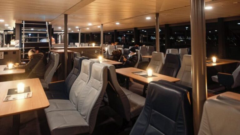 Tromsø: Northern Lights Cruise with 2nd Chance Guarantee - Meeting the boat: where your night starts near Nerstranda