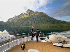 Tromsø: Summer Arctic Light Cruise with a Guide - From Skarven Kro Pier to Brim Explorer: Getting On Board Smoothly